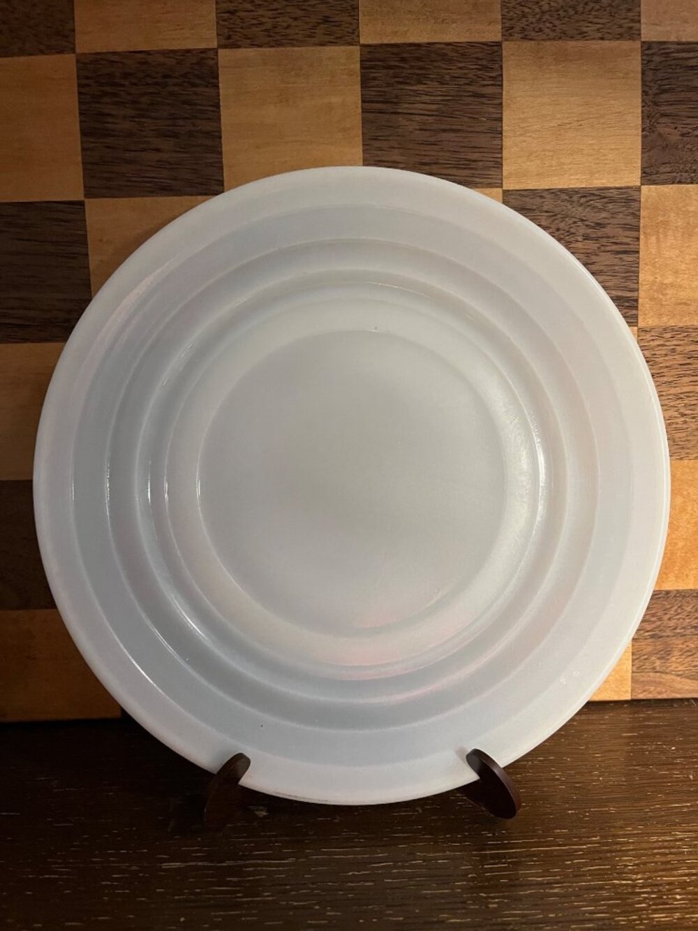 Retro White Salad Plate A136